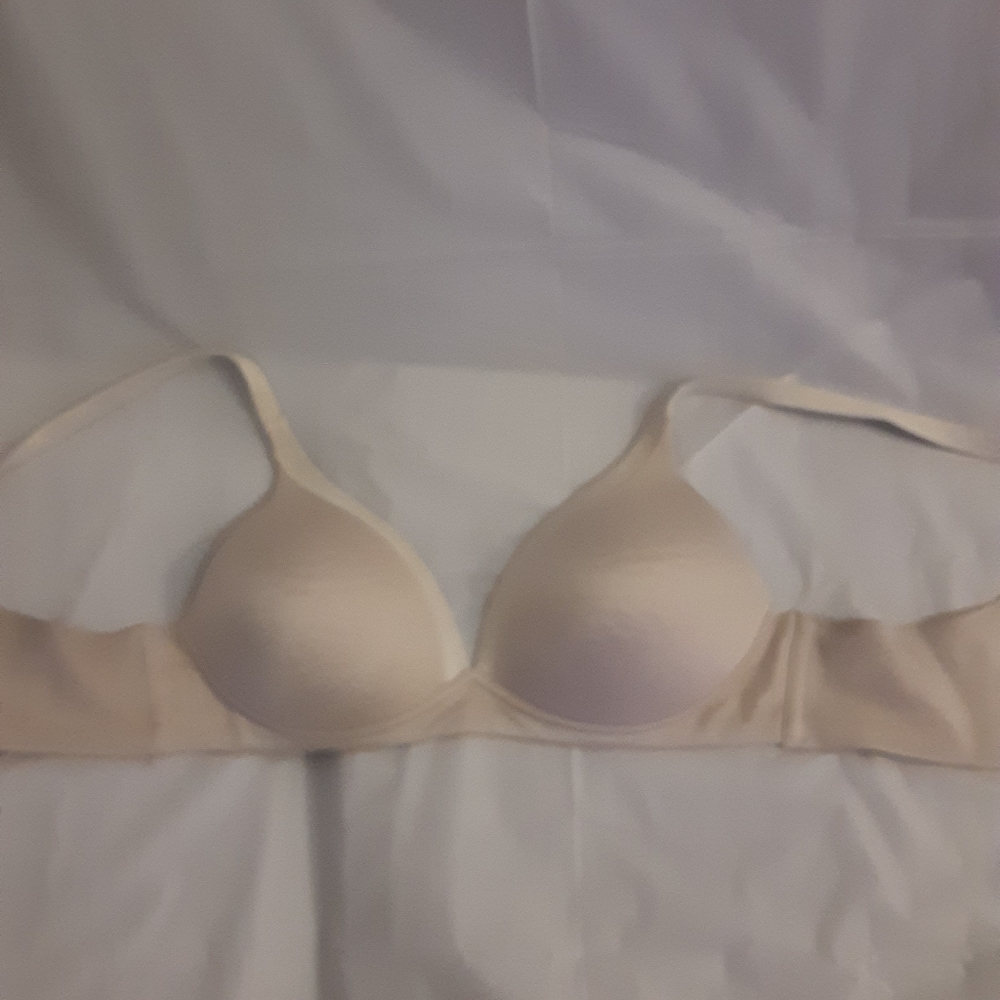 Warners 36A wireless bra